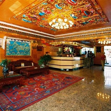 Yak Hotel Лхаса Экстерьер фото