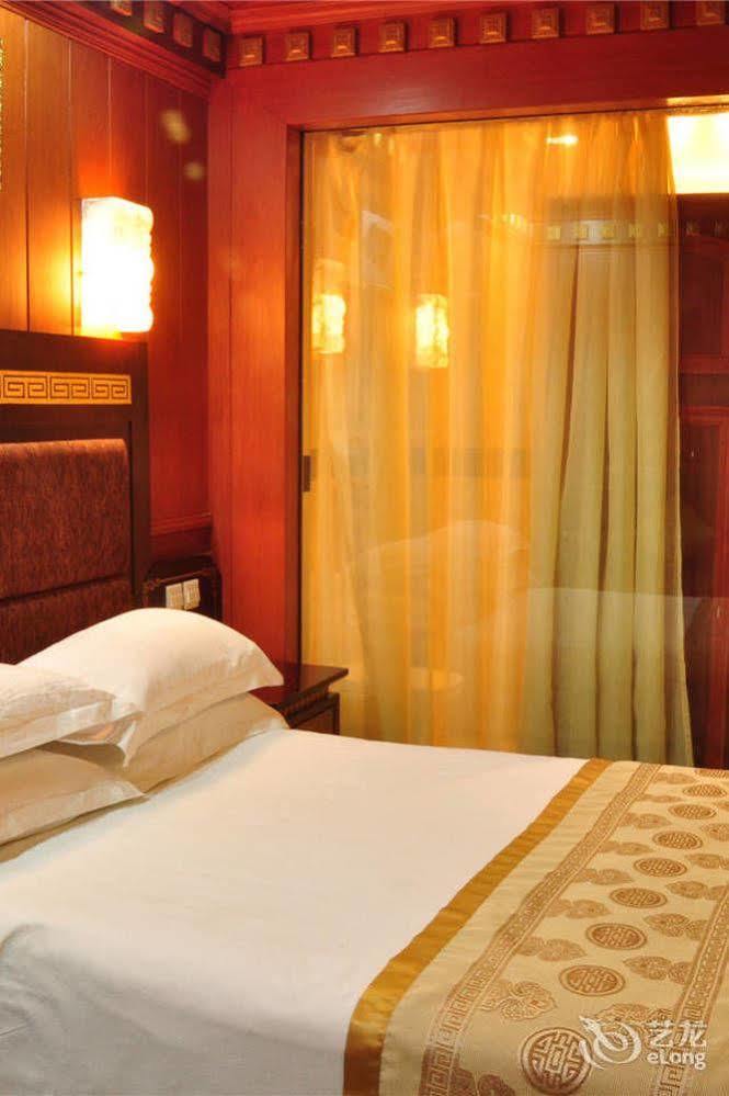 Yak Hotel Лхаса Экстерьер фото