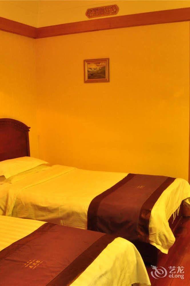 Yak Hotel Лхаса Экстерьер фото